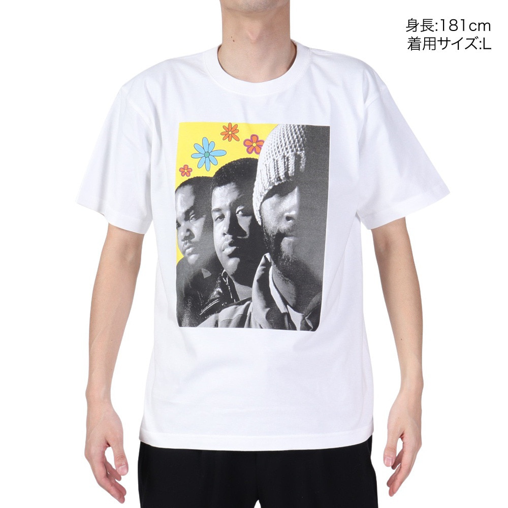 1993 デザイン ワールド ヒップ ホップ（1993 DESIGNED WORLD HIP HOP）（メンズ）1993 DE LA 半袖Tシャツ 1993-23A082-White