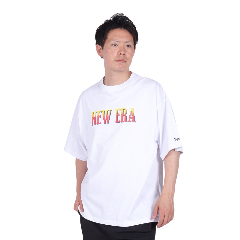 ニューエラ（NEW ERA）（メンズ、レディース）半袖 オーバーサイズド コットン Tシャツ ストリートファイター2 DOUBLE K.O. ホワイト 14124663