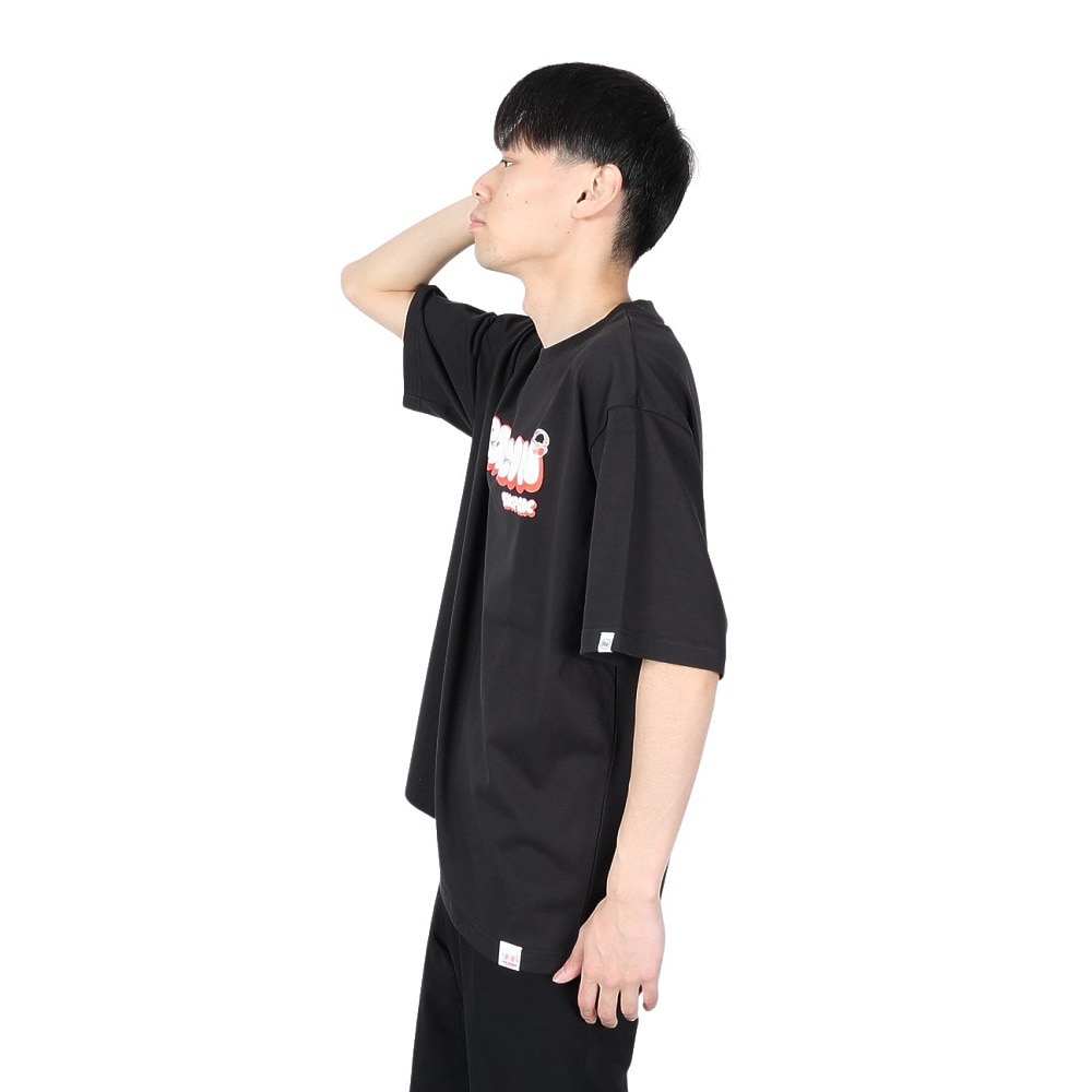 ヤックパック（YAK PAK）（メンズ、レディース）グラフィティ 半袖Tシャツ 4510003-01 BLK
