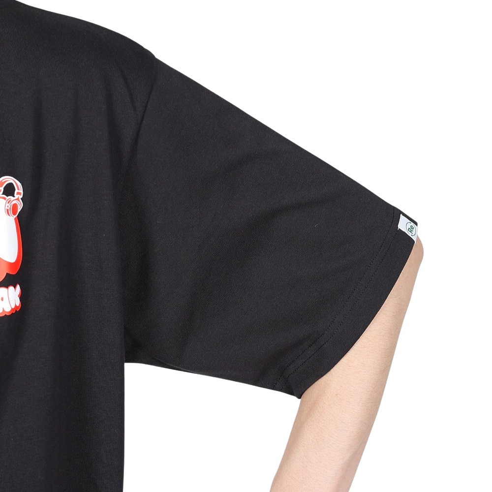 ヤックパック（YAK PAK）（メンズ、レディース）グラフィティ 半袖Tシャツ 4510003-01 BLK