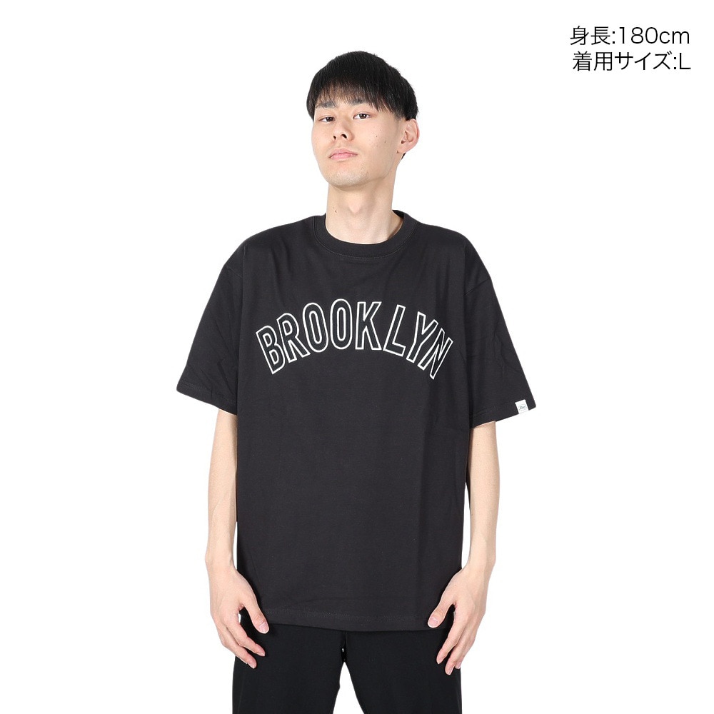 ヤックパック（YAK PAK）（メンズ、レディース）ブルックリン ワッペン 半袖Tシャツ 4510004-01 BLK