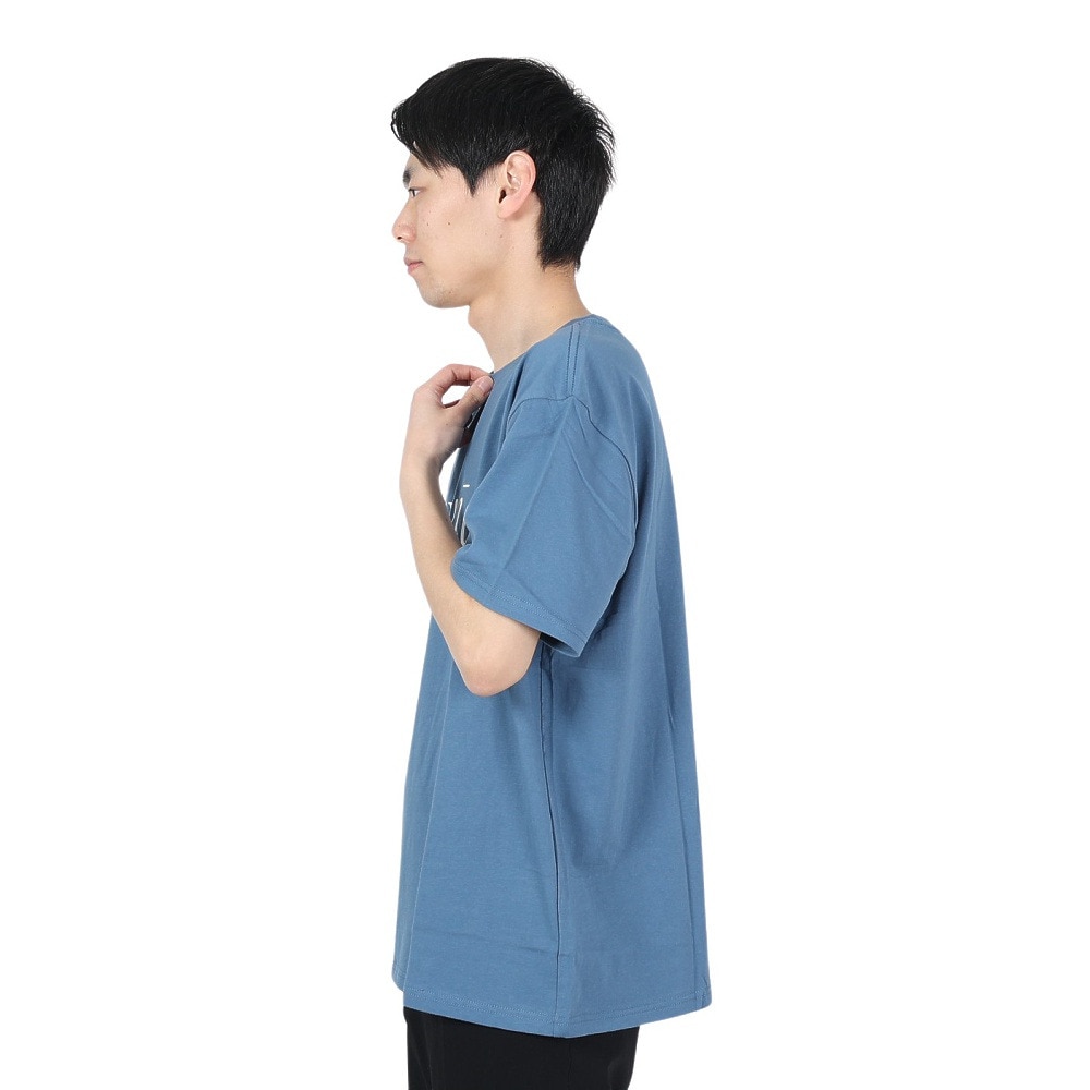 リヴィアプロジェクツ（Rivvia Projectu）（メンズ）REASON Tシャツ RTE-24102-BLU