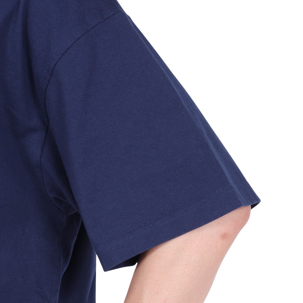 エクストララージ（XLARGE）（メンズ、レディース）OLD ENGLISH ロゴ ショートスリーブ Tシャツ 101242011016-NAVY
