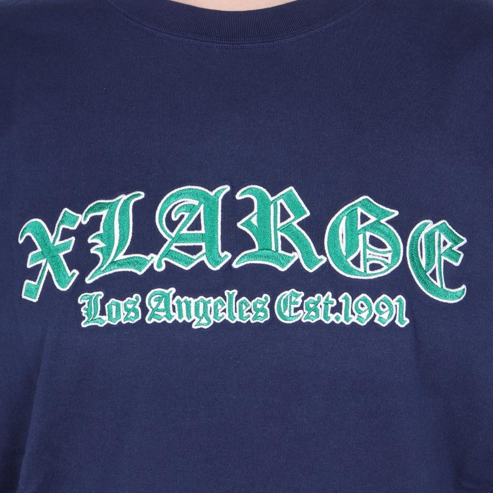 エクストララージ（XLARGE）（メンズ、レディース）OLD ENGLISH ロゴ ショートスリーブ Tシャツ 101242011016-NAVY