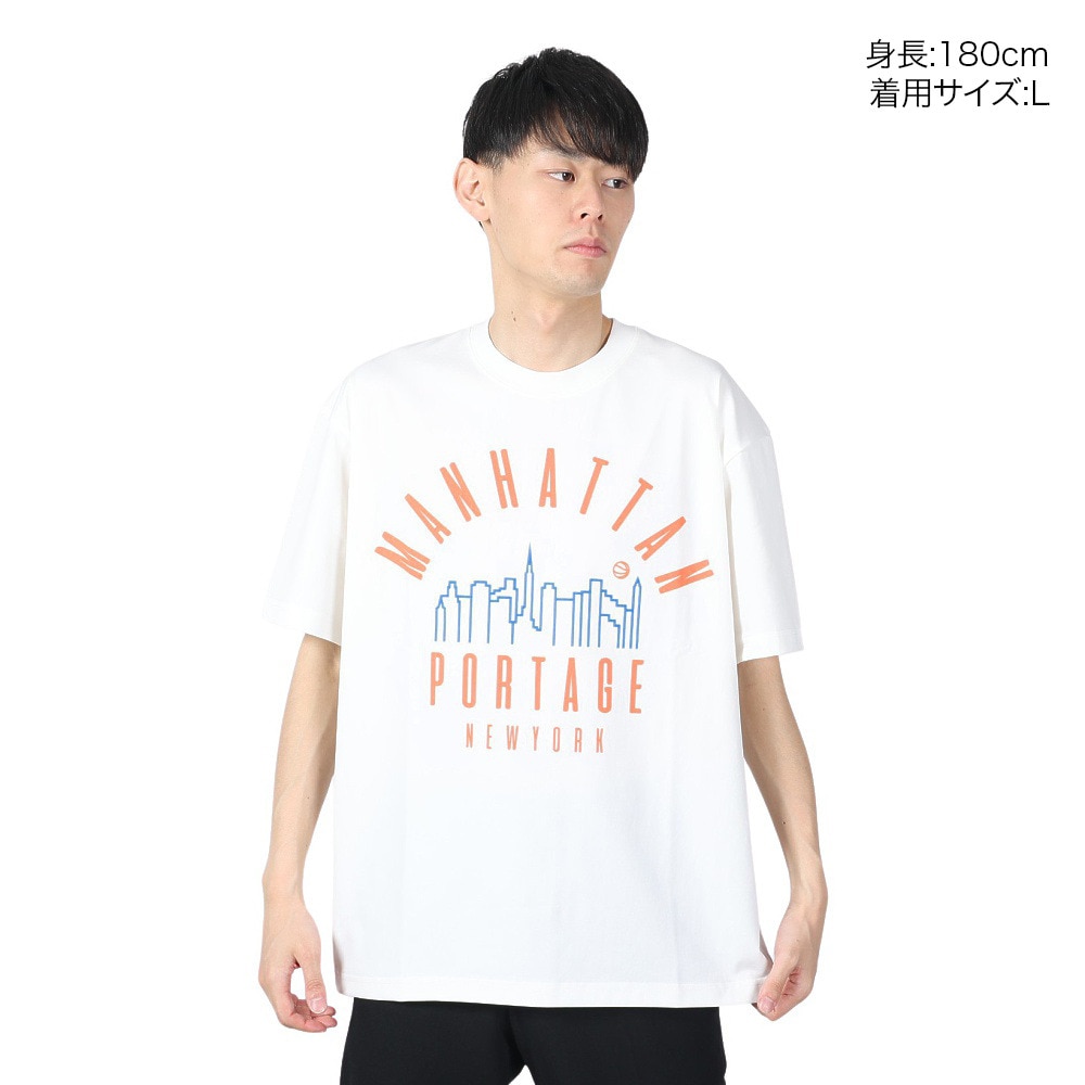 マンハッタンポーテージ（ManhattanPortage）（メンズ、レディース）半袖プリントTシャツ スポルティング 24SS-MP-M574 WHT