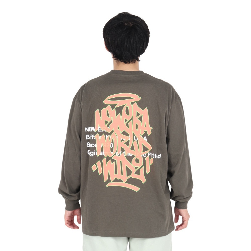 ニューエラ（NEW ERA）（メンズ、レディース）長袖 オーバーサイズド コットン Tシャツ Graffiti 14324707