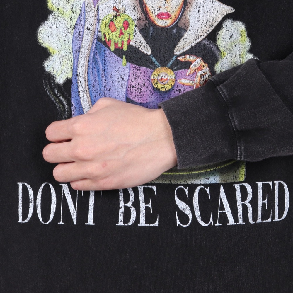 DISNEY（DISNEY）（メンズ、レディース）ヴィランズ マガジンロンT 長袖Tシャツ 5315015-82 C