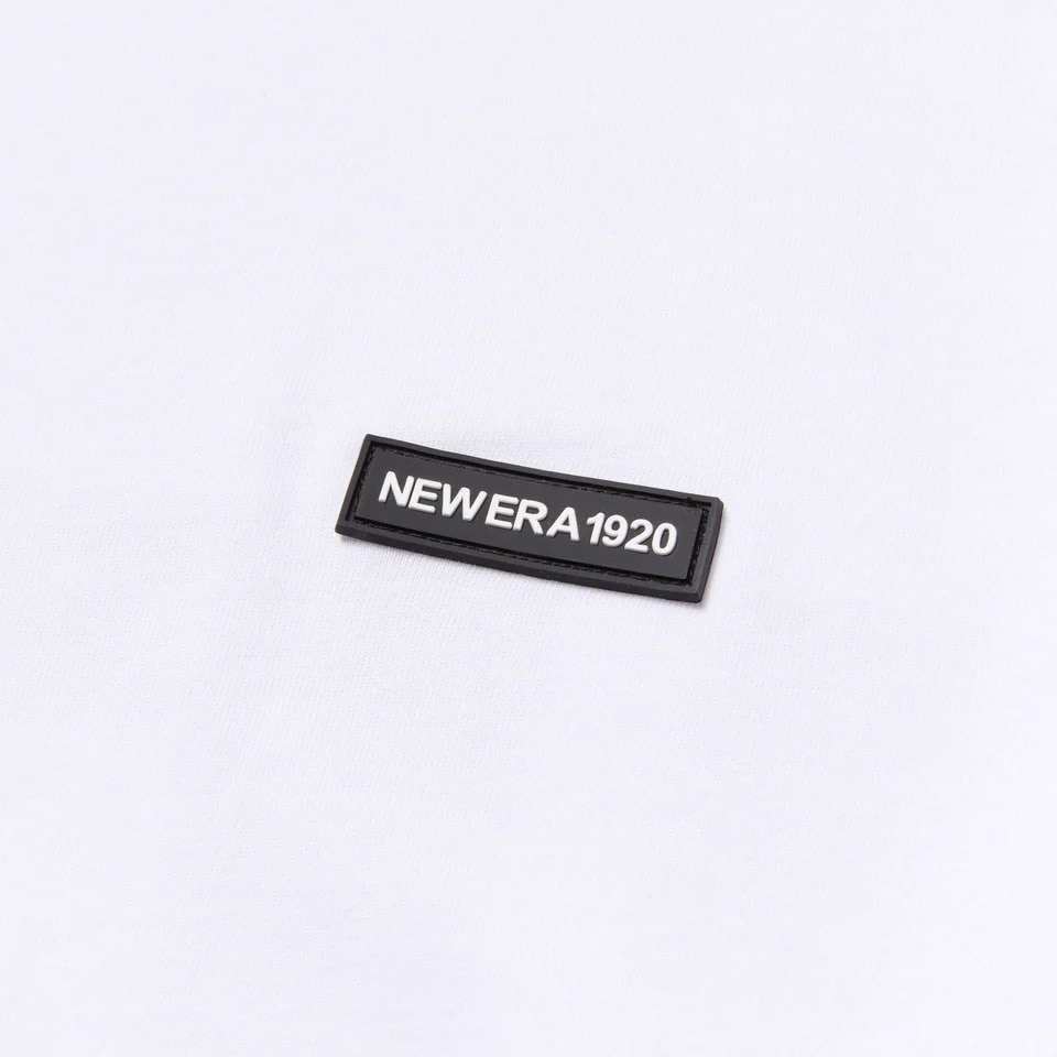 ニューエラ（NEW ERA）（メンズ、レディース）半袖 オーバーサイズド コットン Tシャツ Zoom Up Logo 14410046