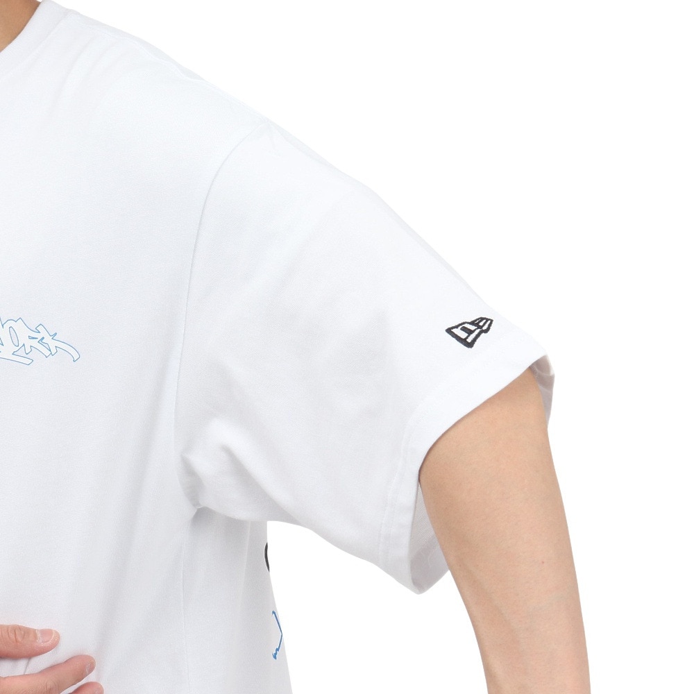 ニューエラ（NEW ERA）（メンズ、レディース）オーバーサイズド コットン 半袖Tシャツ Graffiti 14410049