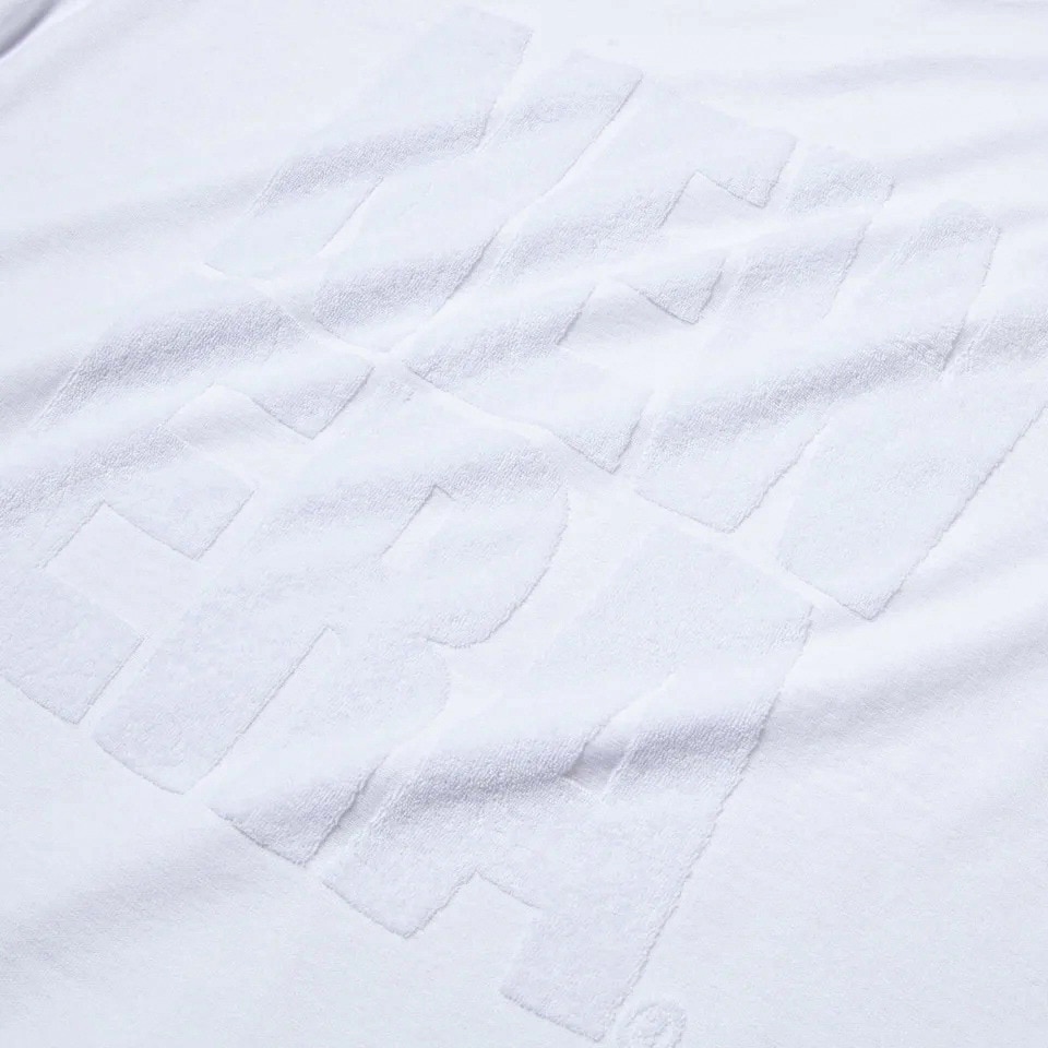 ニューエラ（NEW ERA）（メンズ、レディース）半袖 コットン Tシャツ Pile Logo スクエアニューエラ 14410085