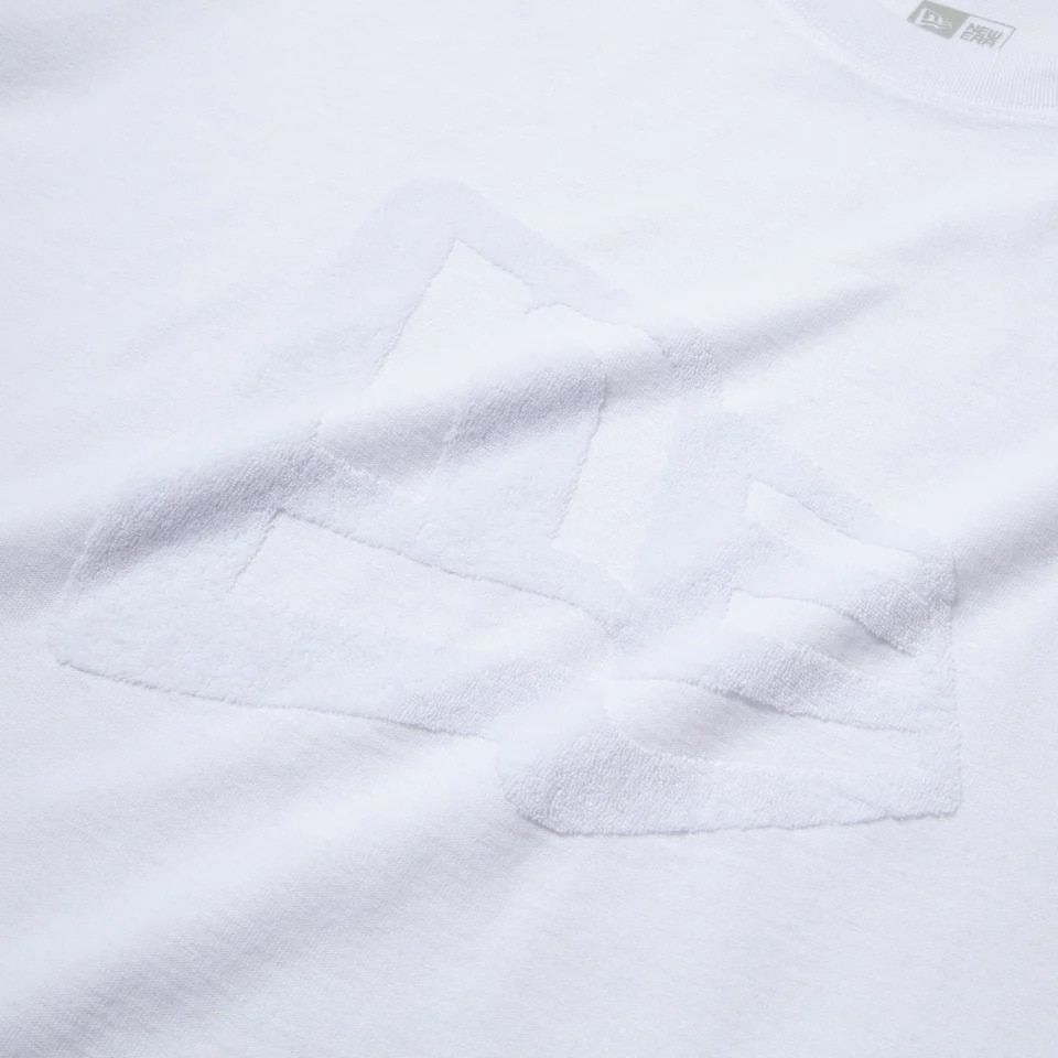 ニューエラ（NEW ERA）（メンズ、レディース）半袖 コットン Tシャツ Pile Logo フラッグロゴ 14410087