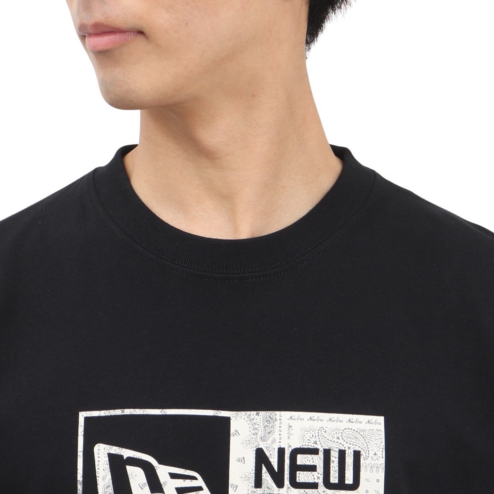 ニューエラ（NEW ERA）（メンズ、レディース）コットン 半袖Tシャツ Floral Paisley ボックスロゴ 14410109