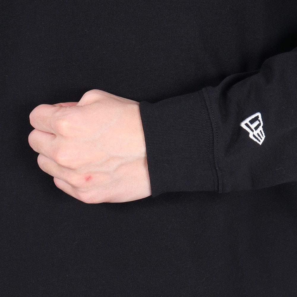 ニューエラ（NEW ERA）（メンズ、レディース）長袖 オーバーサイズド コットン Tシャツ Zoom Up Logo 14324694