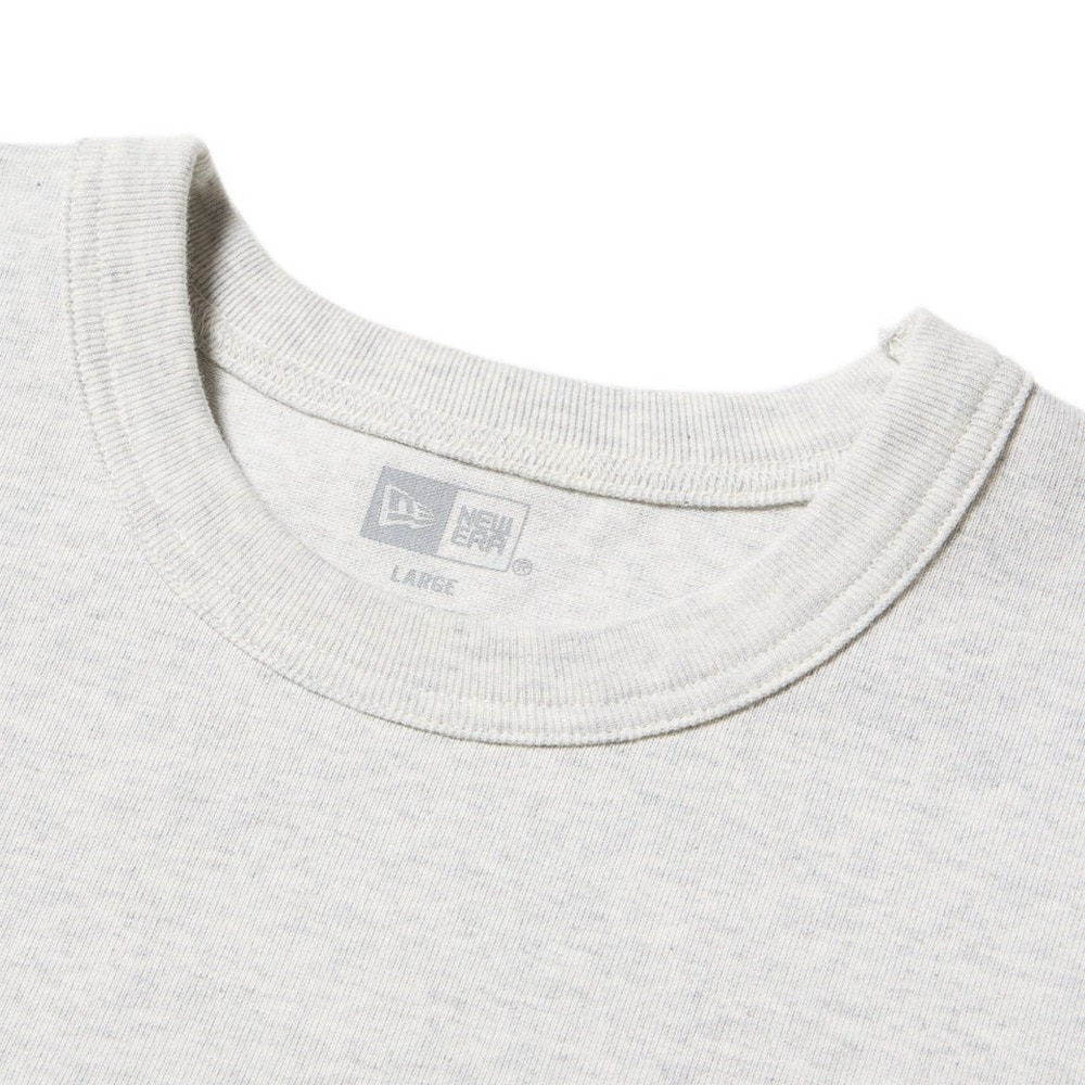 ニューエラ（NEW ERA）（メンズ、レディース）長袖 オーバーサイズド ヘビーウェイト コットン Tシャツ Old English 14682685