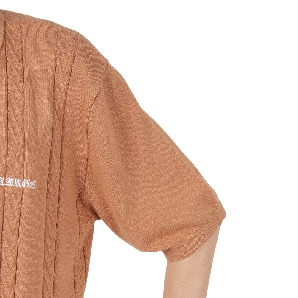 エクストララージ（XLARGE）（メンズ）EMBROIDERED ロゴ ニット ポロシャツ 101242013010-BROWN