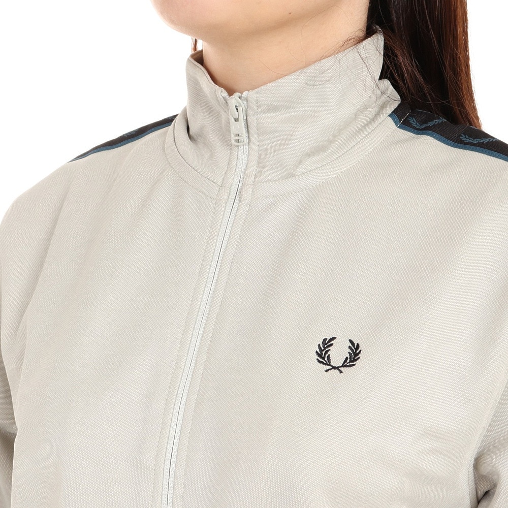 フレッドペリー（FRED PERRY）（レディース）ジャージ レディース CROPPED TAPED トラックジャケット J5123-P04 23AW