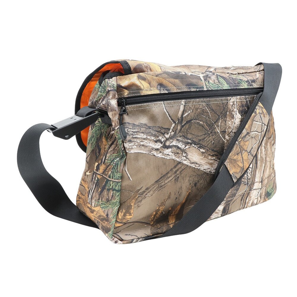 エクストララージ（メンズ、レディース）POSTMAN SHOULDER ショルダーバッグ 101223053001-CAMO