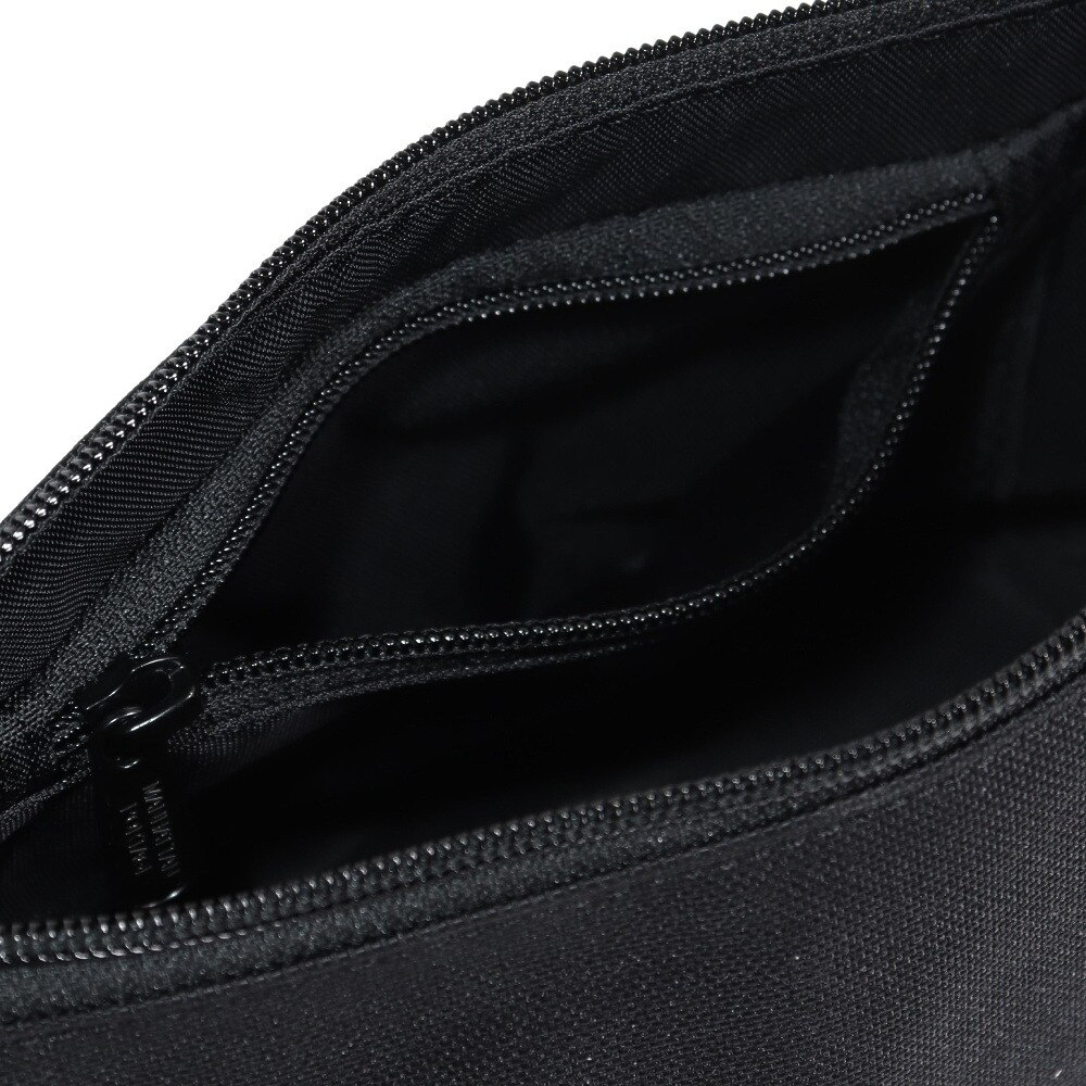 マンハッタンポーテージ（ManhattanPortage）（メンズ、レディース）ショルダーバッグ ZUCCOTTI CLUTCH MP6020 BLACK