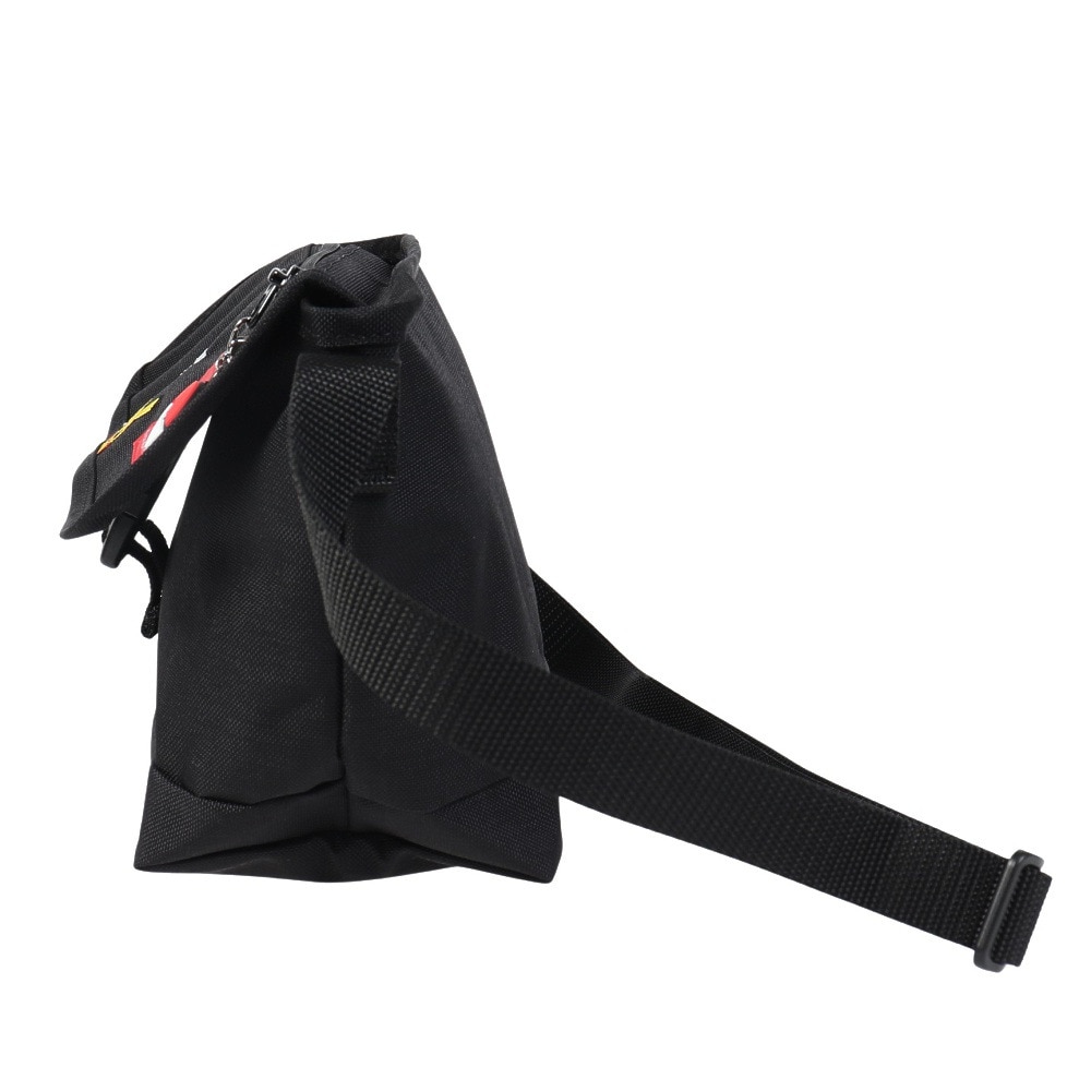 マンハッタンポーテージ（ManhattanPortage）（メンズ、レディース、キッズ）ナイロン メッセンジャーバッグ フラップ ジッパー ポケモン ピカチュウ MP1603FZPPIKACHU