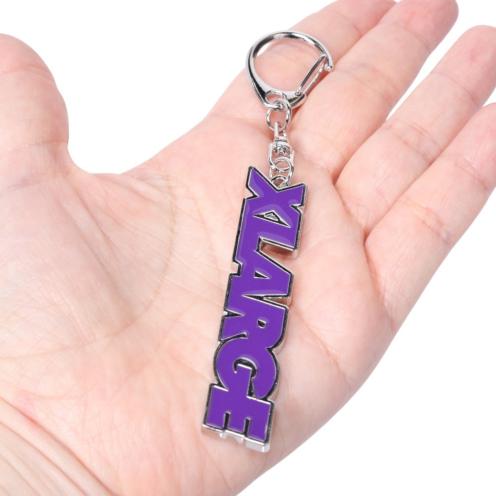 エクストララージ（XLARGE）（メンズ、レディース、キッズ）スタンダード ロゴ キーチェーン 101241054007-PURPLE