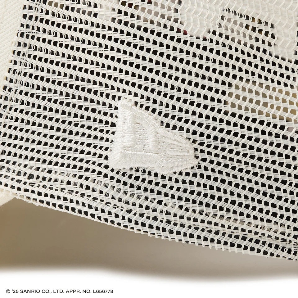 ニューエラ（NEW ERA）（メンズ、レディース）9FORTY A-Frame トラッカー HELLO KITTY ラインストーン キャップ 14348619