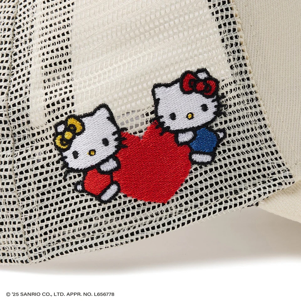 ニューエラ（NEW ERA）（メンズ、レディース）9FORTY A-Frame トラッカー HELLO KITTY ラインストーン キャップ 14348619