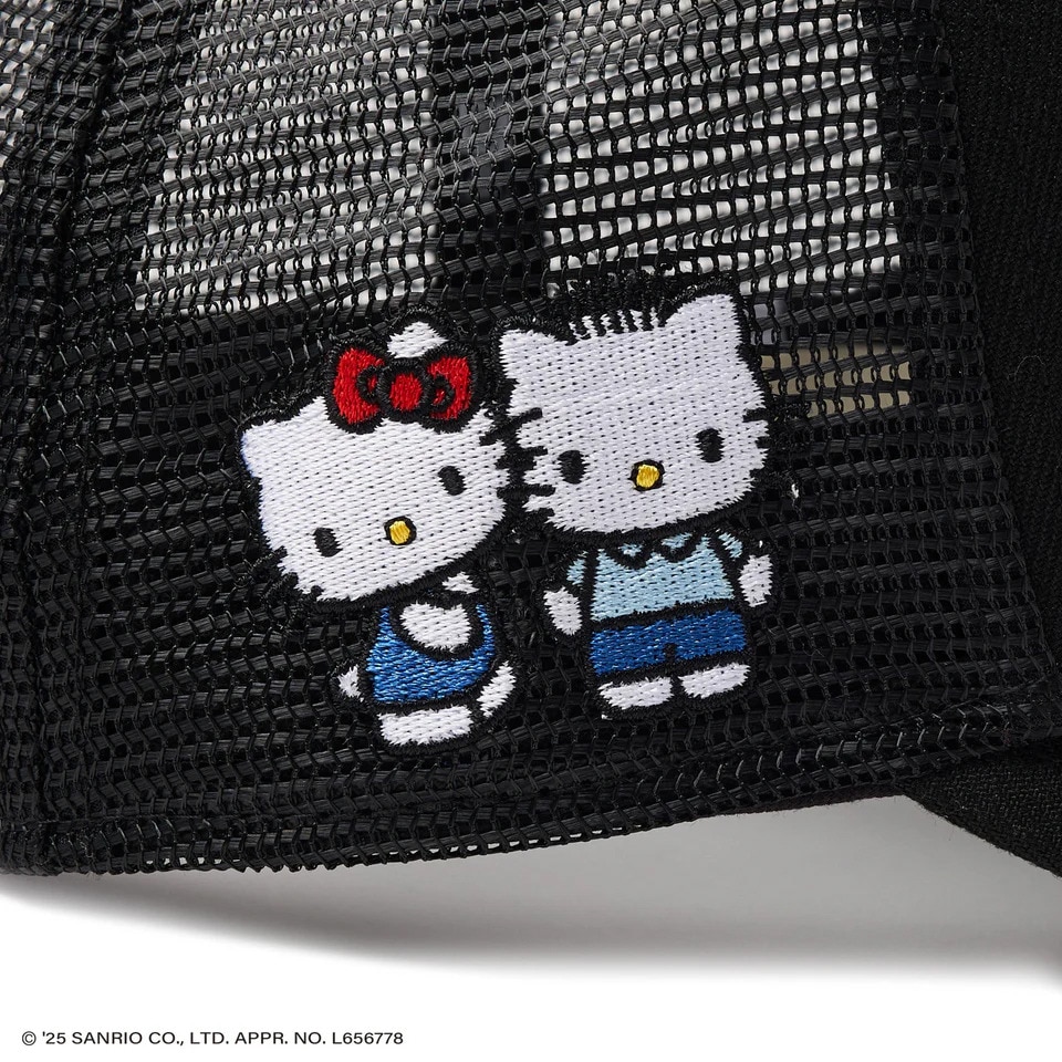 ニューエラ（NEW ERA）（メンズ、レディース）9FORTY A-Frame トラッカー HELLO KITTY ラインストーン キャップ 14348620