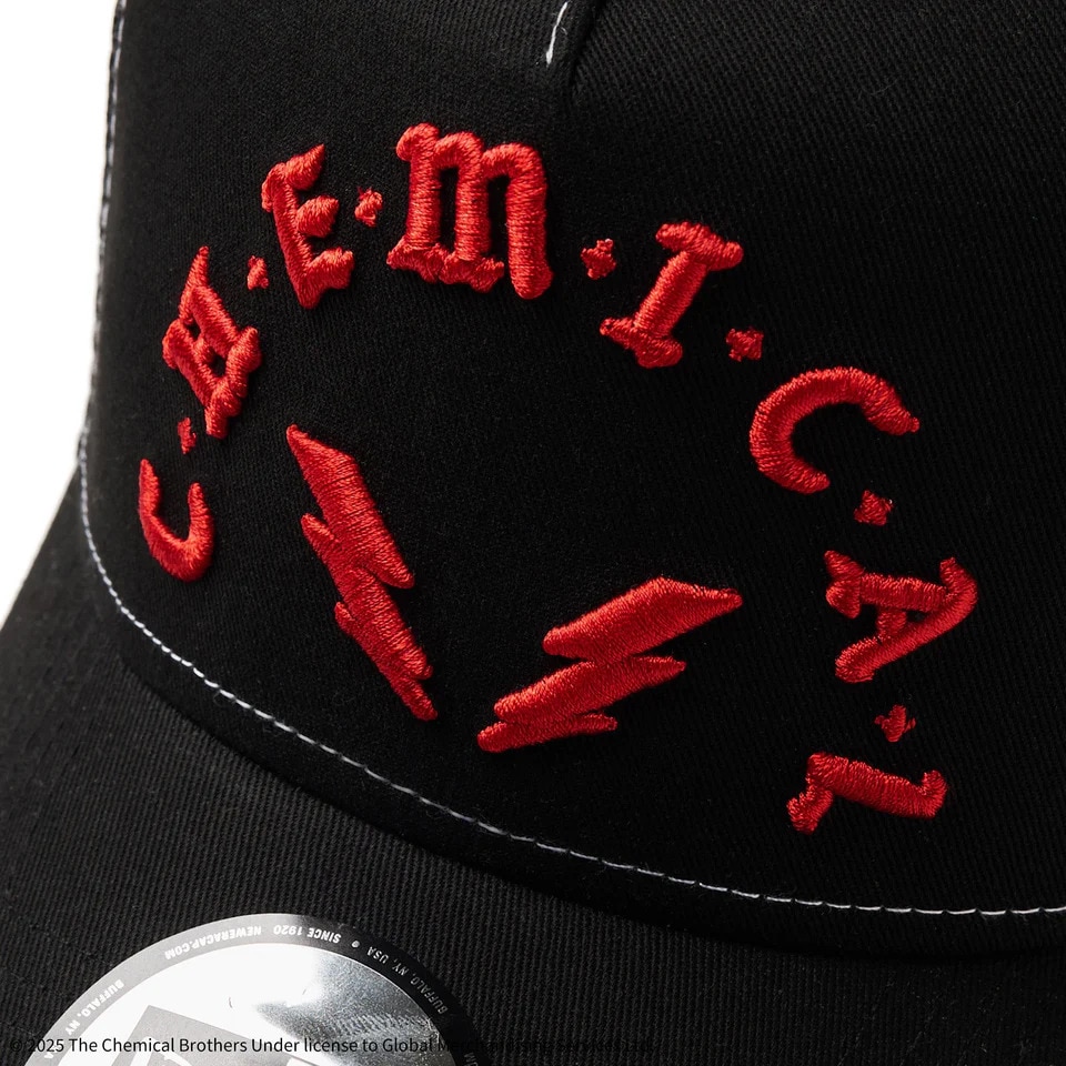 ニューエラ（NEW ERA）（メンズ、レディース）帽子 キャップ 9FORTY A-Frame トラッカー The Chemical Brothers C-H-E-M-I-C-A-L 14457347