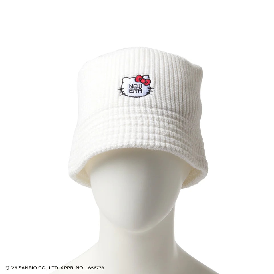 ニューエラ（NEW ERA）（メンズ、レディース）ニットバケットハット ハローキティ フェイス ホワイト 14432164