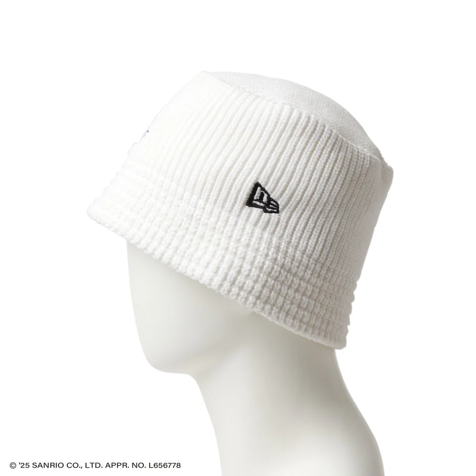 ニューエラ（NEW ERA）（メンズ、レディース）ニットバケットハット ハローキティ フェイス ホワイト 14432164