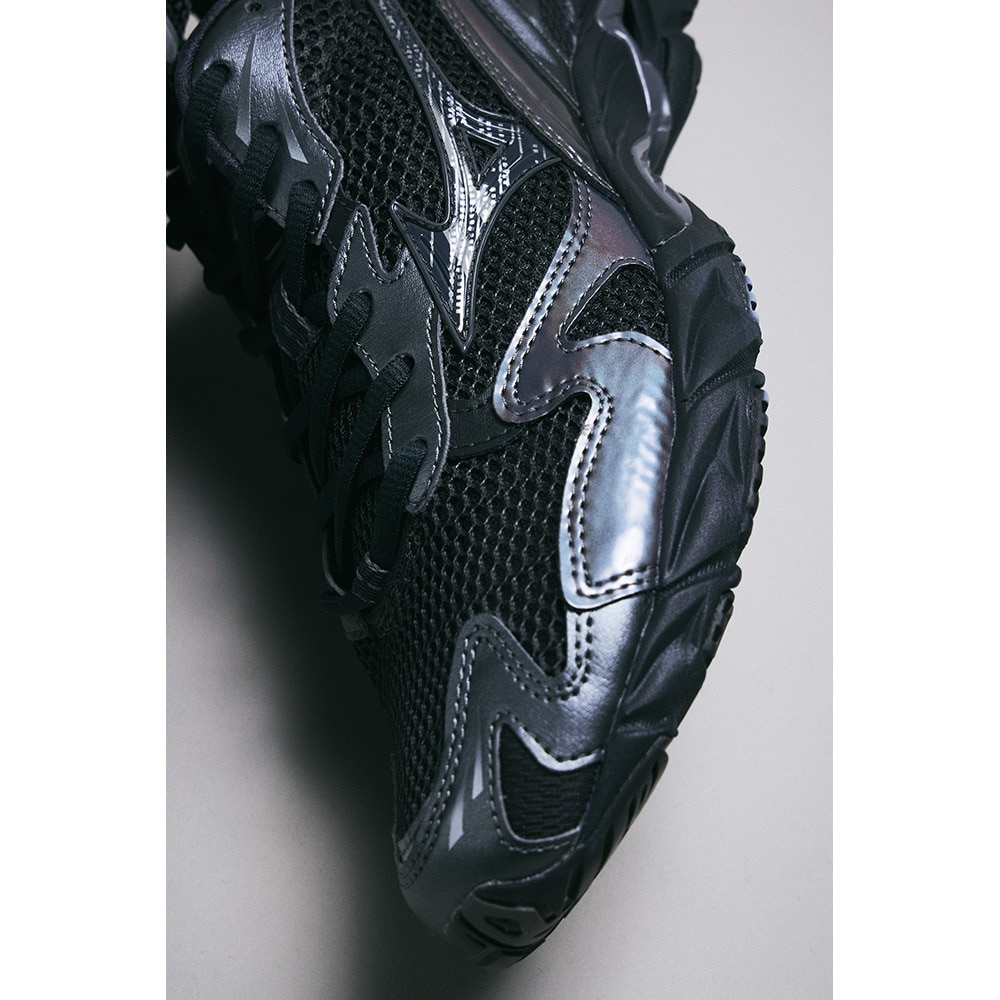 ミズノ（MIZUNO）（メンズ、レディース）ランニングシューズ スニーカー ウエーブ ライダー 10 ブラック グレー D1GA243108 スポーツシューズ
