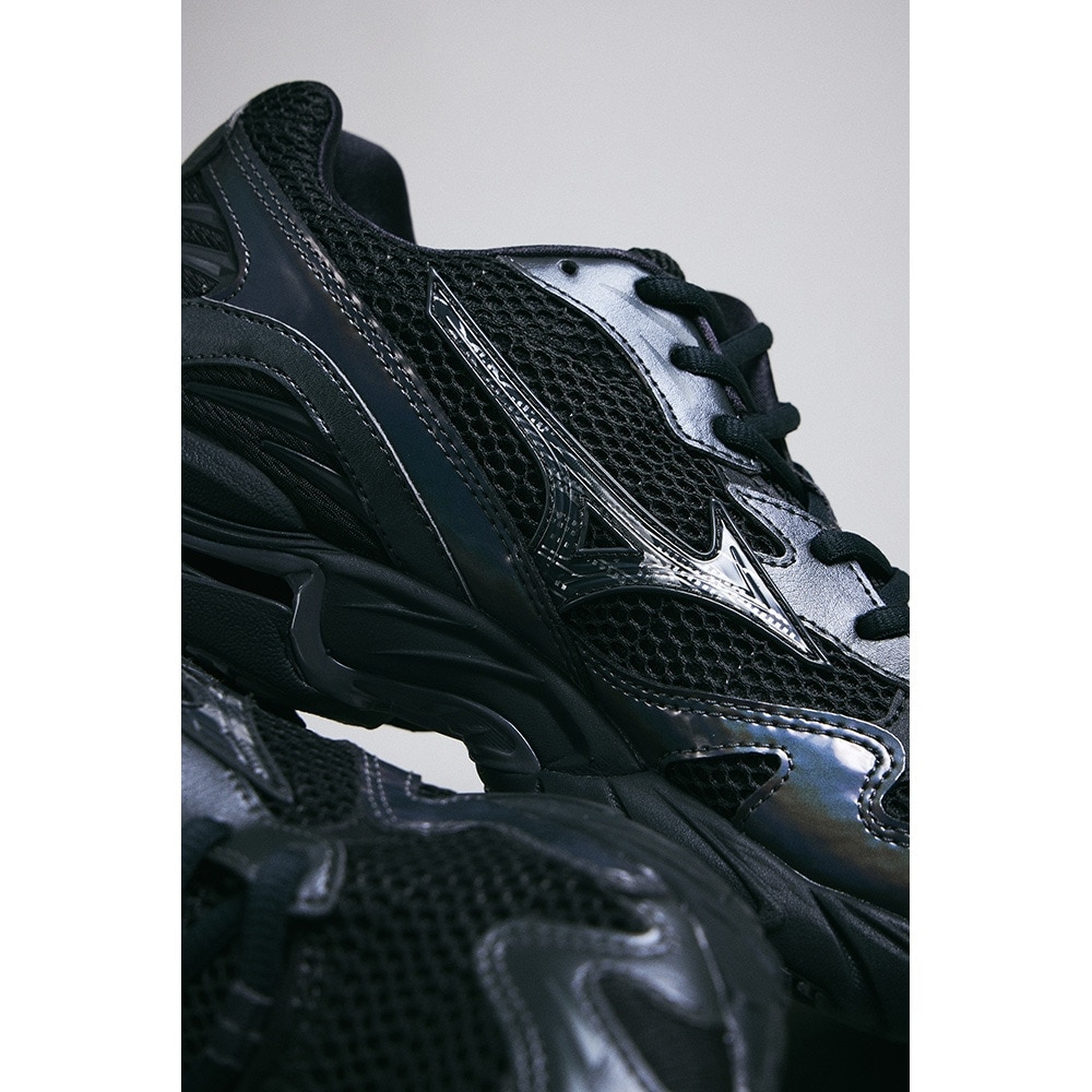 ミズノ（MIZUNO）（メンズ、レディース）ランニングシューズ スニーカー ウエーブ ライダー 10 ブラック グレー D1GA243108 スポーツシューズ