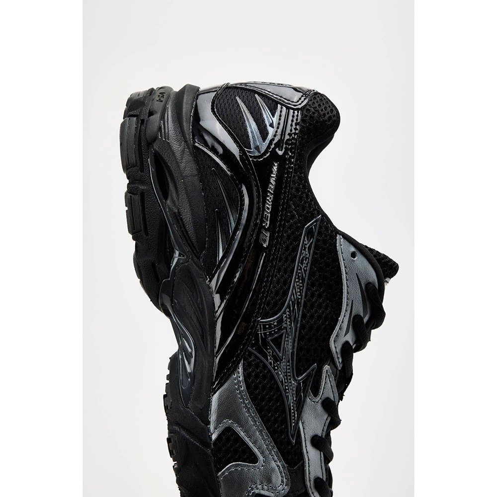 ミズノ（MIZUNO）（メンズ、レディース）ランニングシューズ タウンシューズ ウエーブライダー 10 ブラック シルバー D1GA261601 カジュアル シューズ スポーツ
