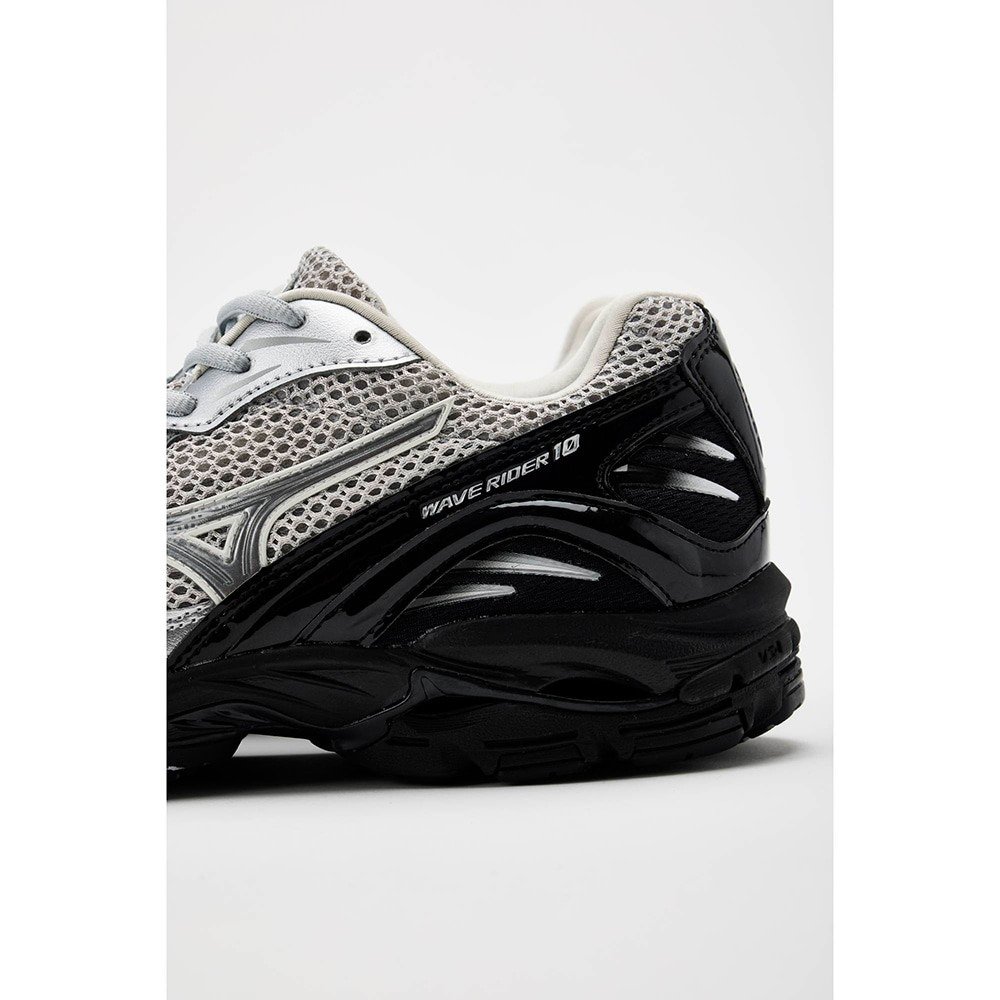 ミズノ（MIZUNO）（メンズ、レディース）ランニングシューズ タウン