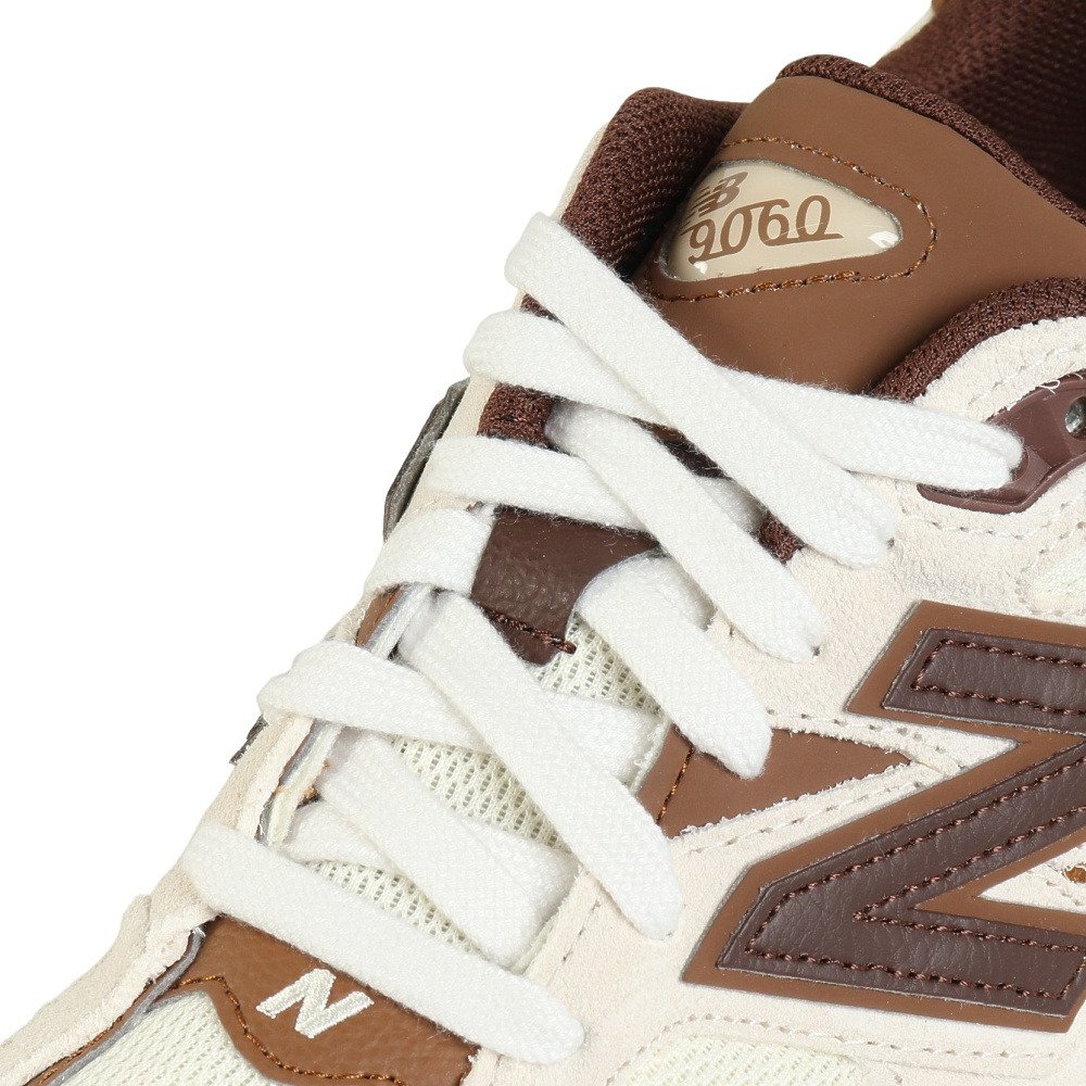 ニューバランス（new balance）（メンズ、レディース）スニーカー ランニングシューズ 90/60 ホワイト ブラウン U90603EGD スポーツ カジュアル シューズ