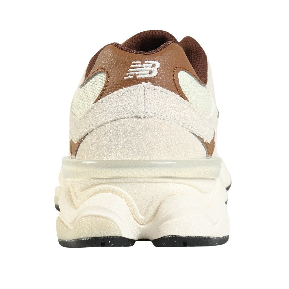 ニューバランス（new balance）（メンズ、レディース）スニーカー ランニングシューズ 90/60 ホワイト ブラウン U90603EGD スポーツ カジュアル シューズ