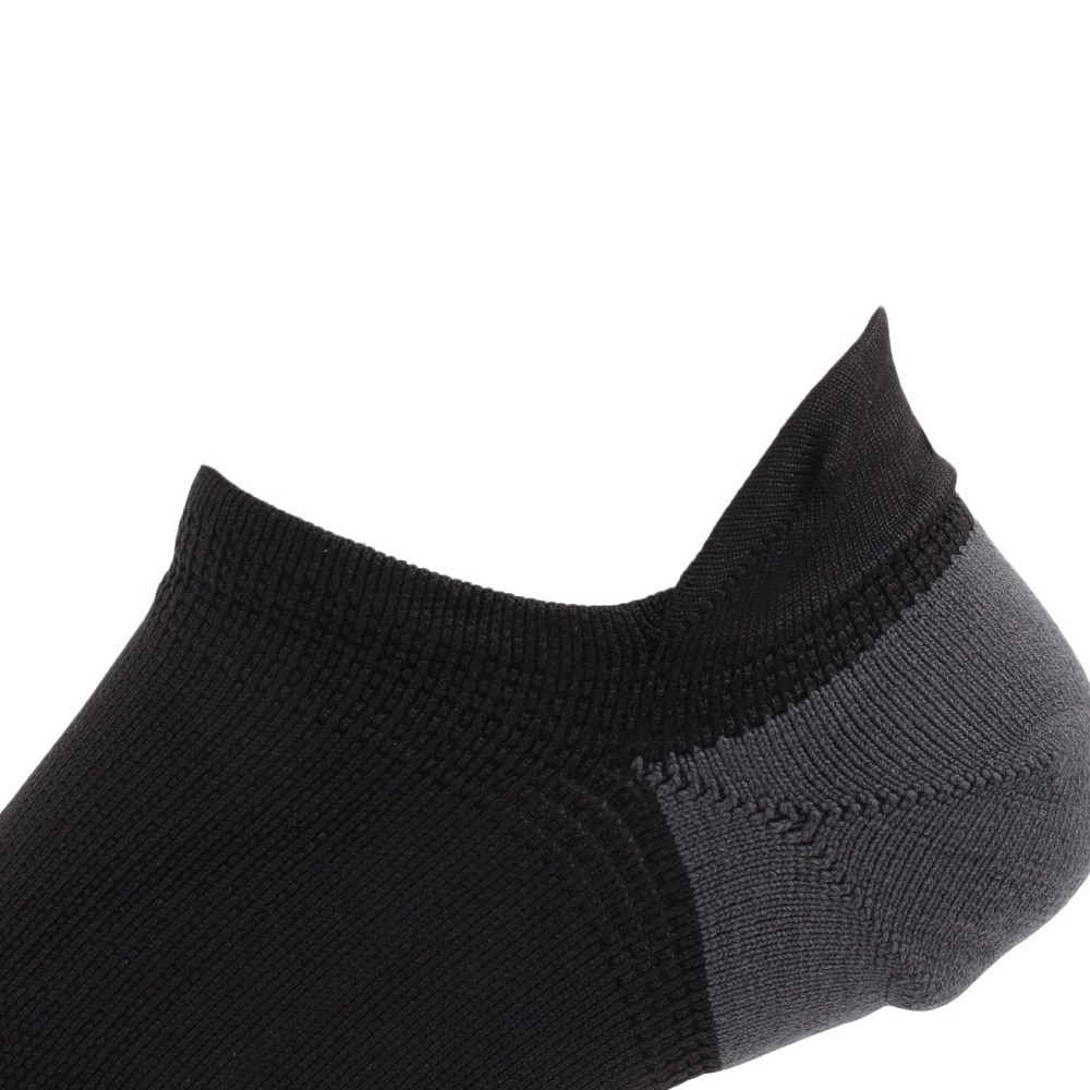 アンダーアーマー（UNDER ARMOUR）（メンズ、レディース）アーマードライ アイソチル ノーショー タブ ソックス 1376078 001 冷感 黒