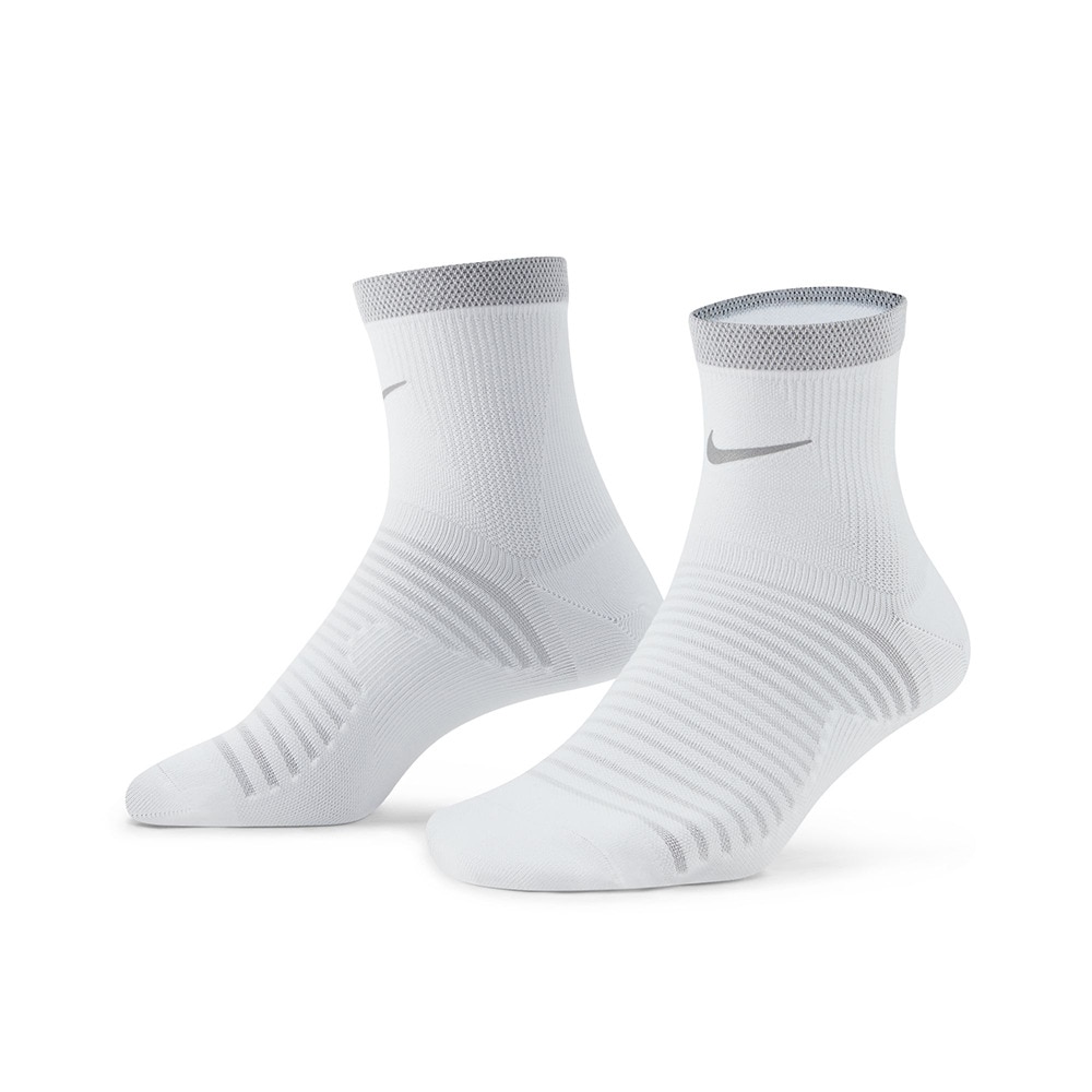 ナイキ（NIKE）（メンズ）スパーク ライトウェイト アンクル ソックス DA3588-100