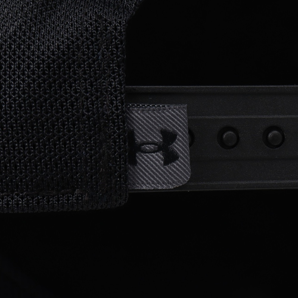 アンダーアーマー（UNDER ARMOUR）（メンズ）アイソチル アーマーベント トラッカーキャップ 1383437 002 黒 57-60cm 冷感
