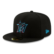 (メンズ、レディース)帽子 キャップ 59FIFTY MLBオンフィールド マイアミ・マーリンズ ゲーム 14524874 57.7cm-59.6cm 黒