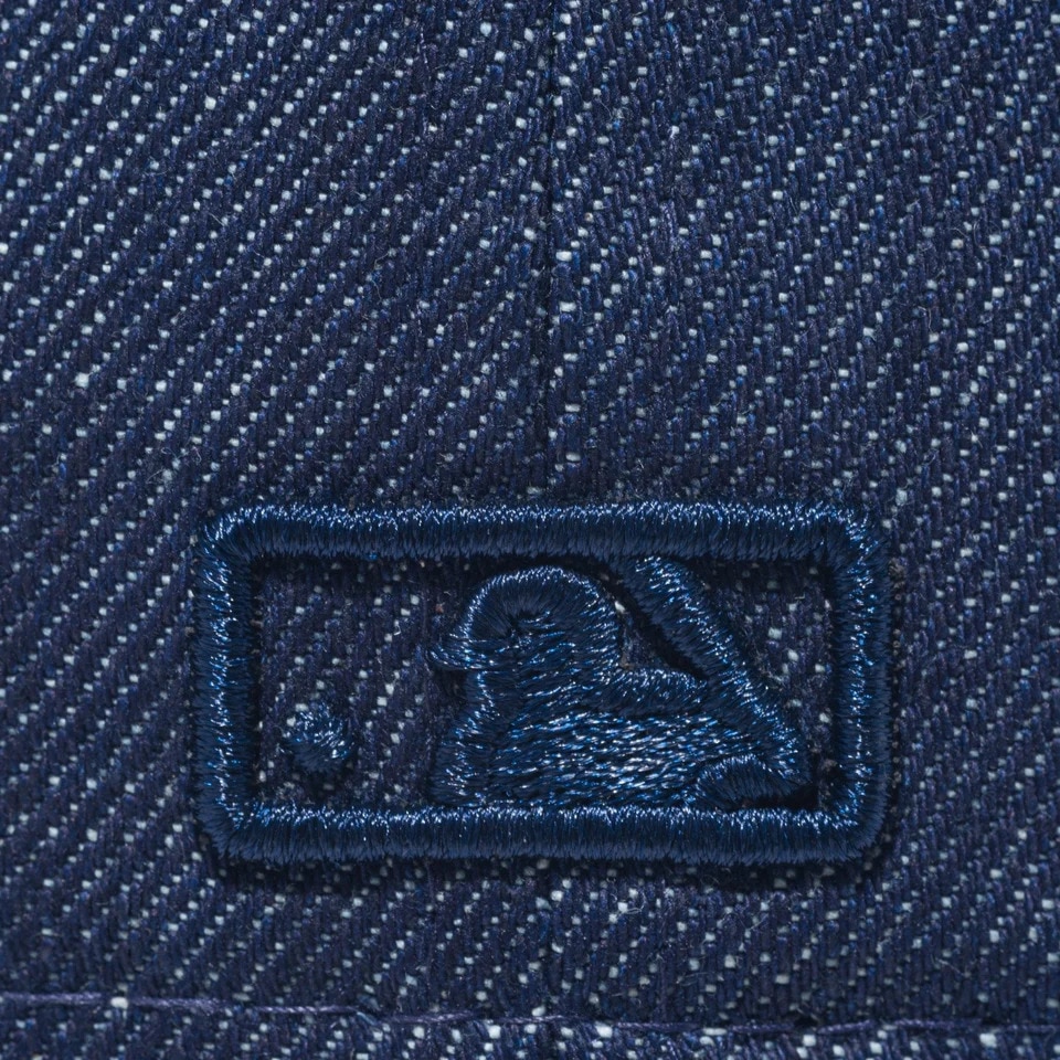 ニューエラ（NEW ERA）（メンズ、レディース）帽子 キャップ 59FIFTY ニューヨーク・ヤンキース インディゴデニム×ネイビー 14525202 57.7cm-59.6cm