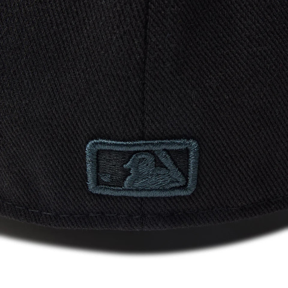 ニューエラ（NEW ERA）（メンズ、レディース）59FIFTY Damaged