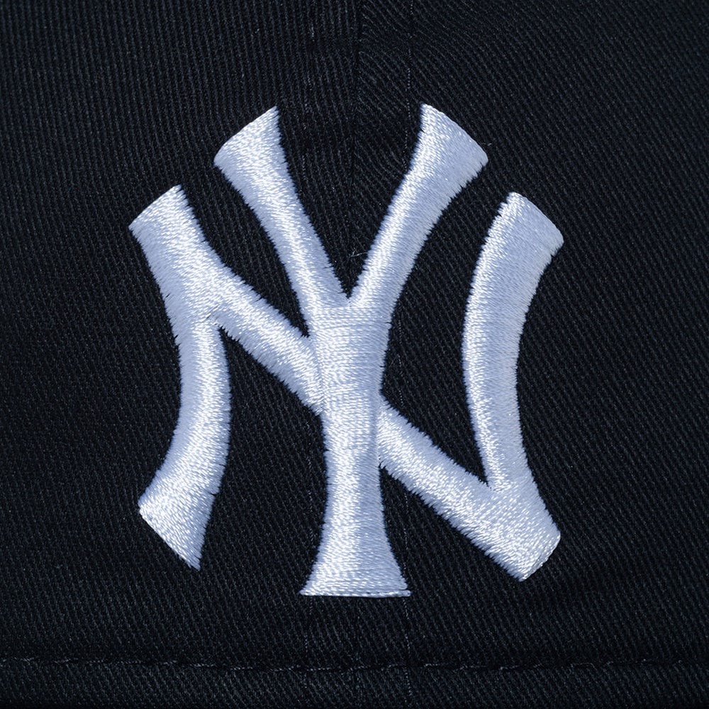 ニューエラ（NEW ERA）（メンズ、レディース）帽子 キャップ 930 ニューヨーク・ヤンキース ノンウォッシュコットン 黒 57-61cm 14525054 スポーツキャップ ベースボールキャップ