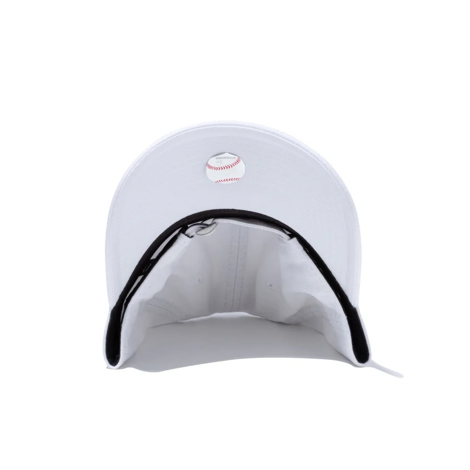 ニューエラ（NEW ERA）（メンズ、レディース）キャップ 9TWENTY ニューヨーク ヤンキース ウォッシュドコットン ホワイト×ブラック 14525102 帽子 Mサイズ