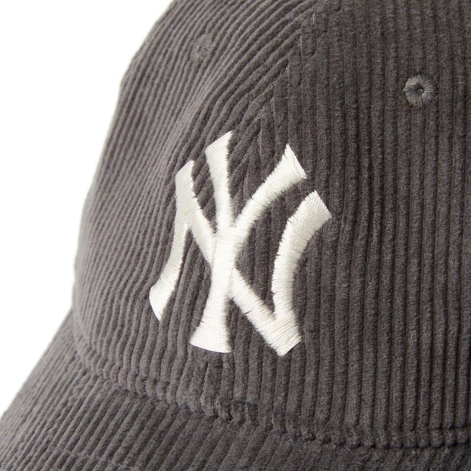 ニューエラ（NEW ERA）（メンズ、レディース）帽子 キャップ 9TWENTY Corduroy コーデュロイ ニューヨーク・ヤンキース グレー Mサイズ 14668029