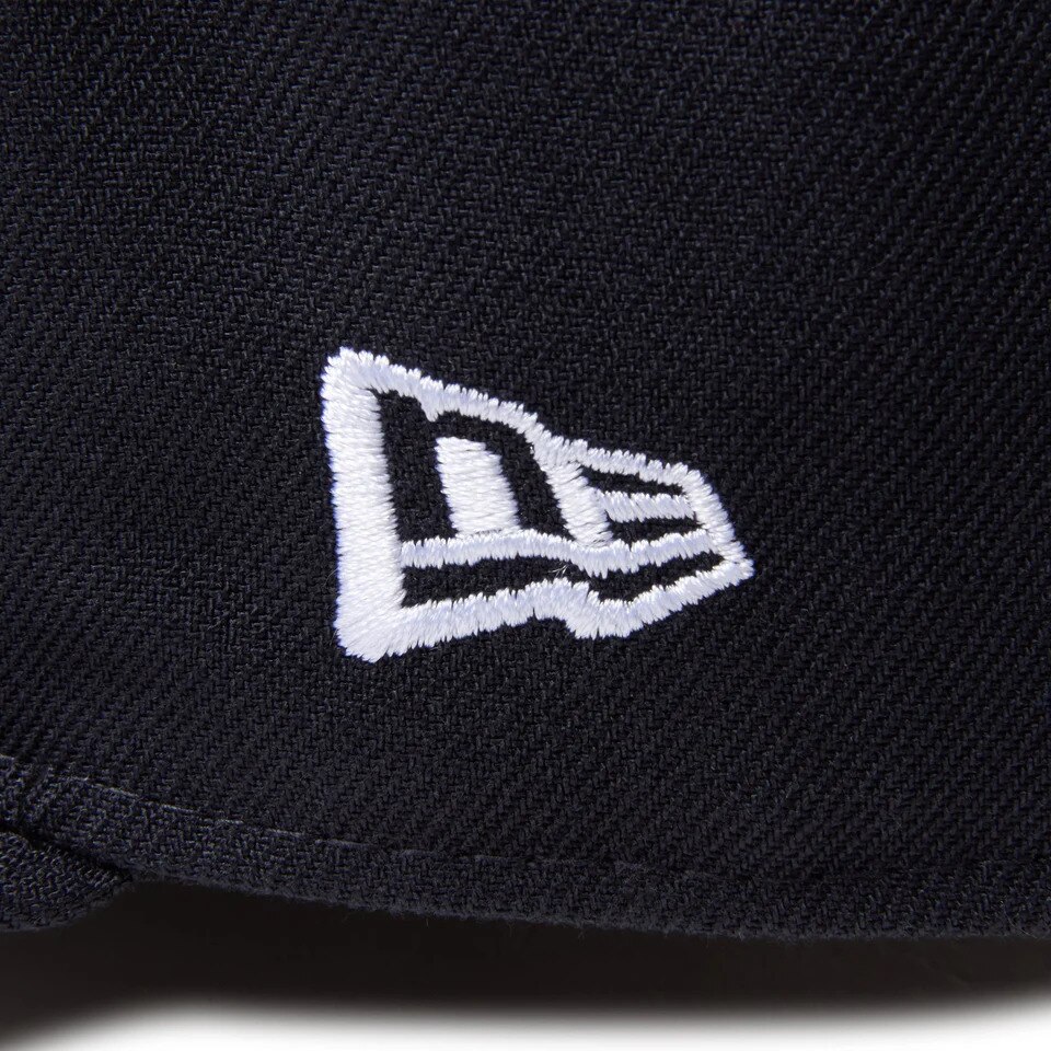 ニューエラ（NEW ERA）（メンズ、レディース）キャップ 59FIFTY Neon Tube ネオンチューブロゴ ニューヨーク・ヤンキース ネイビー 14668132