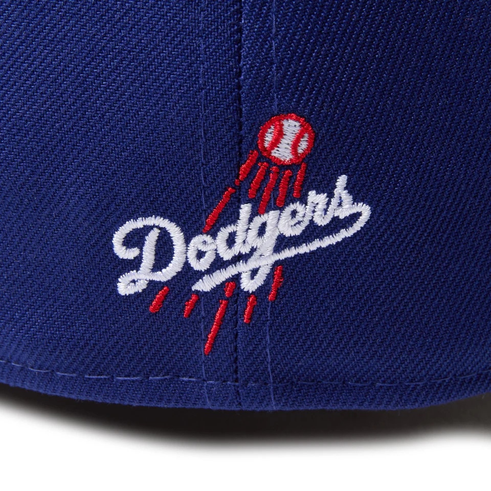 ニューエラ（NEW ERA）（メンズ、レディース）キャップ 59FIFTY Neon Tube ネオンチューブロゴ ロサンゼルス・ドジャース ダークロイヤル 14668133