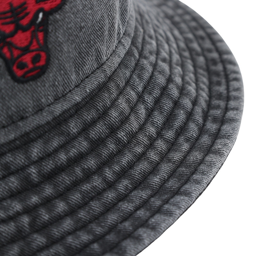 ニューエラ（NEW ERA）（メンズ、レディース）バケット01 ハット NBA Acid Wash シカゴ・ブルズ ブラック 14109609
