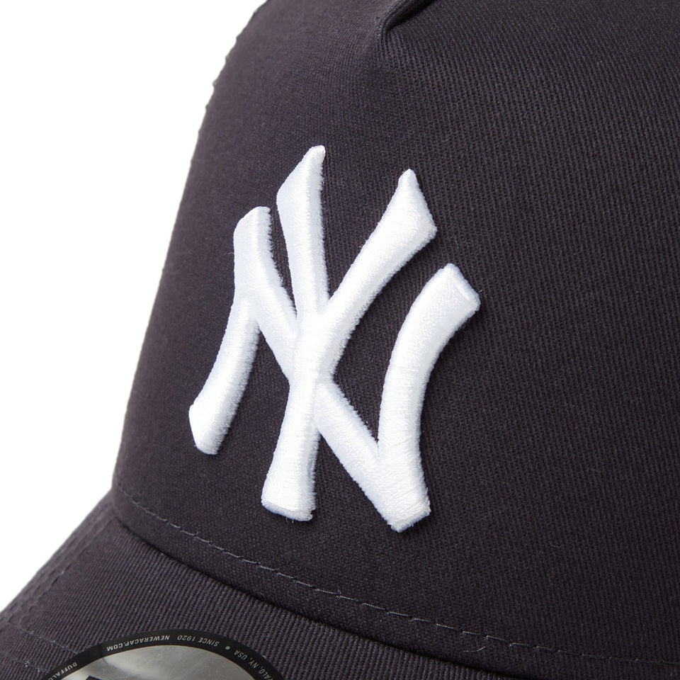 ニューエラ（NEW ERA）（メンズ、レディース）メッシュキャップ 9FORTY A-Frame トラッカー MLB Side Patch ニューヨーク・ヤンキース 14388606
