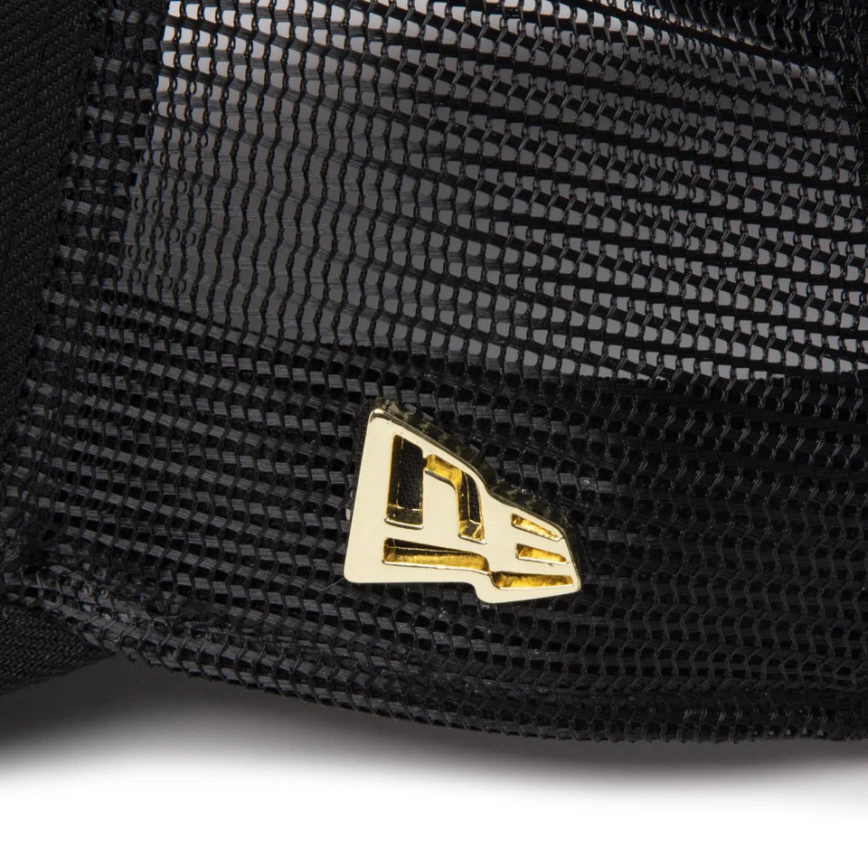ニューエラ（NEW ERA）（メンズ、レディース）帽子 キャップ 9FORTY A-Frame トラッカー Metal Plate 14388622 サイズ調整可 通気性 メッシュ 日除け スト系